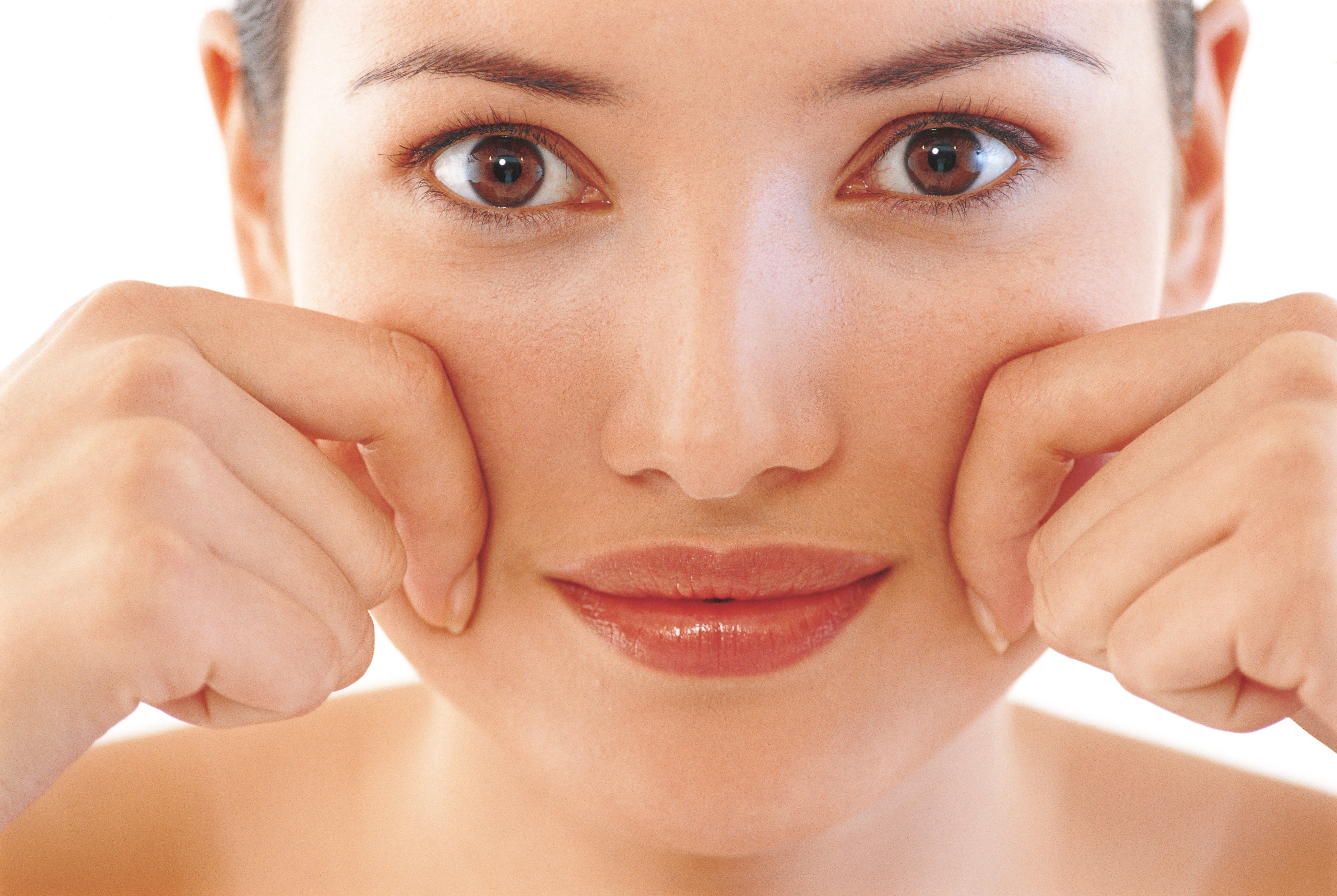 How can I increase collagen production in my skin? Image